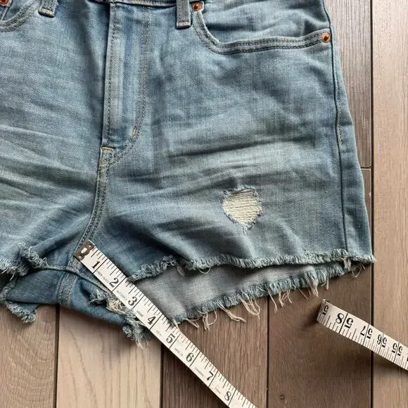 Levis distressed denim shorts distresseddenim - Picture 3 of 7